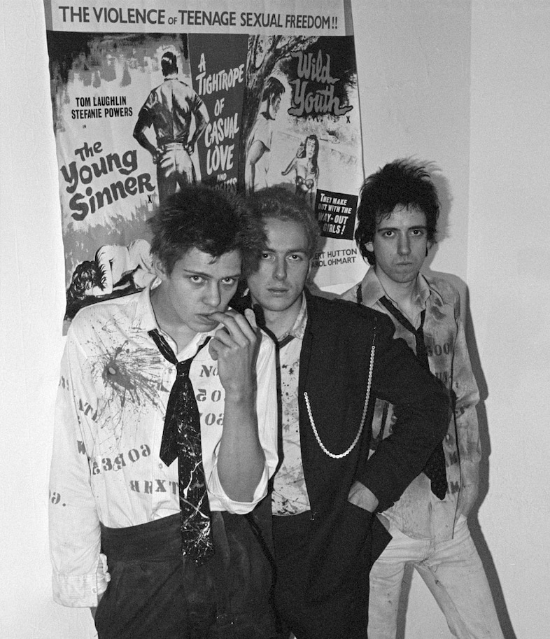 Clash 1976 2