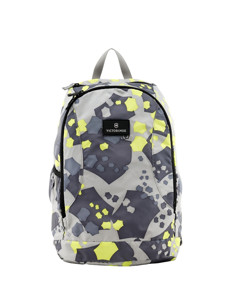 BAG 4_0001_CUTOUT 1