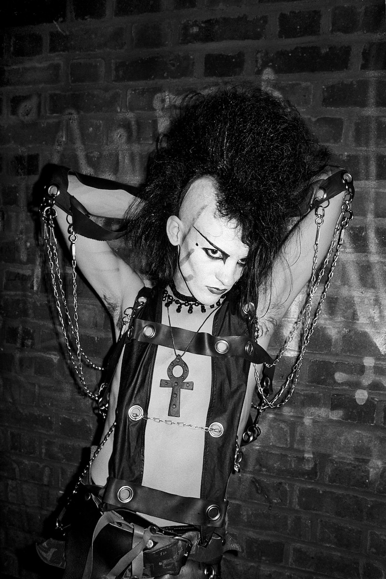 9_Cj_JonathanBatcave1983-001