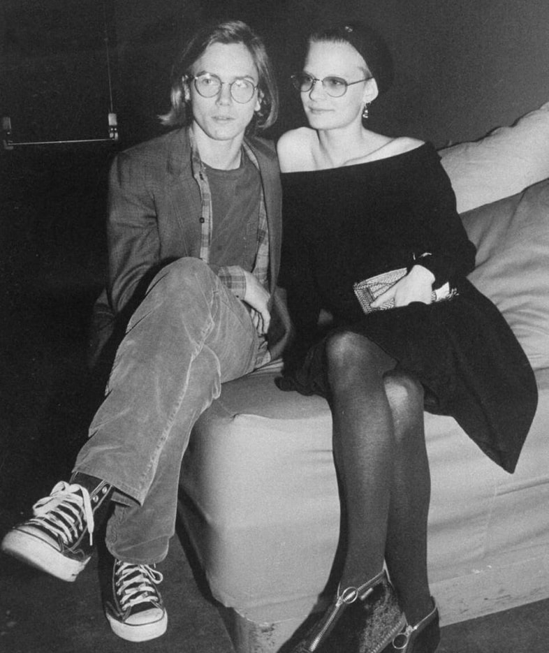 Martha-Plimpton-and-River-Phoenix-in-Black-and-Whi