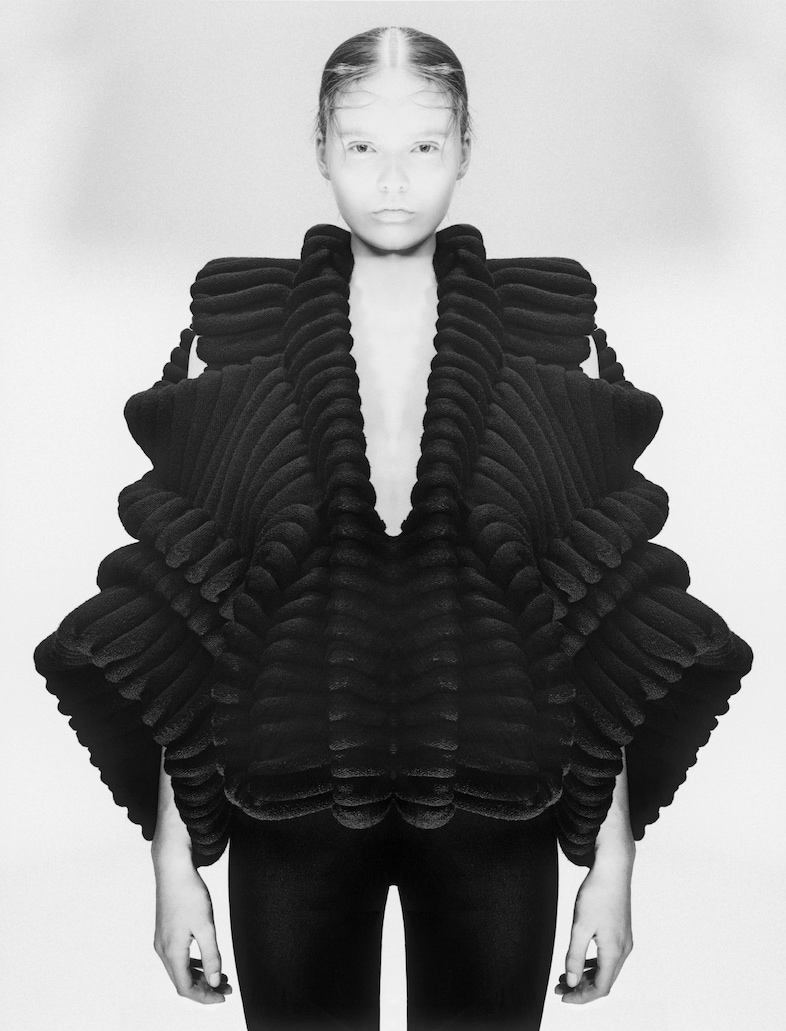 Sandra-Backlund-Knitted-Jacket-Photo-Peter-Gehrke- 1