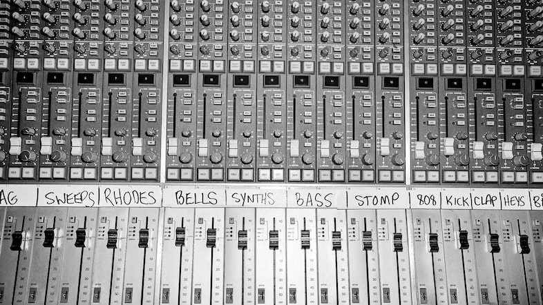 DJ Mustard&#39;s mixing desk