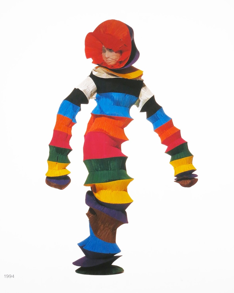Issey Miyake&#39;s pleats please SS1994