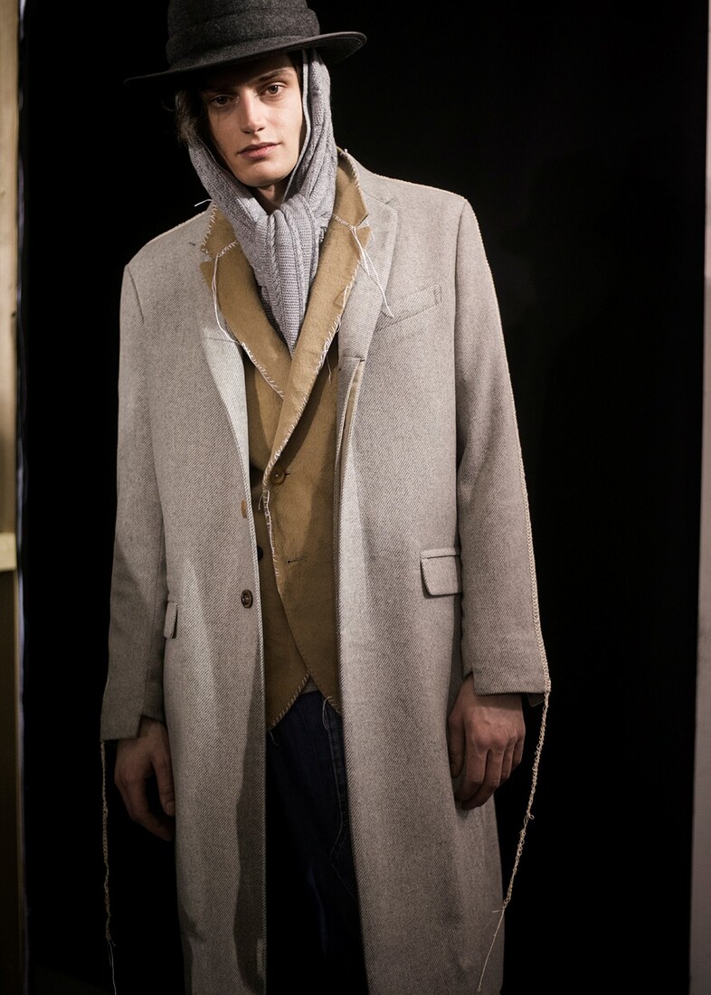 Miharayasuhiro AW15 Frayed Hems Topstitch Grey Felt Hat 