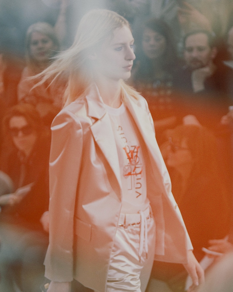 Louis Vuitton AW15 Dazed runway womenswear silk jacket 24