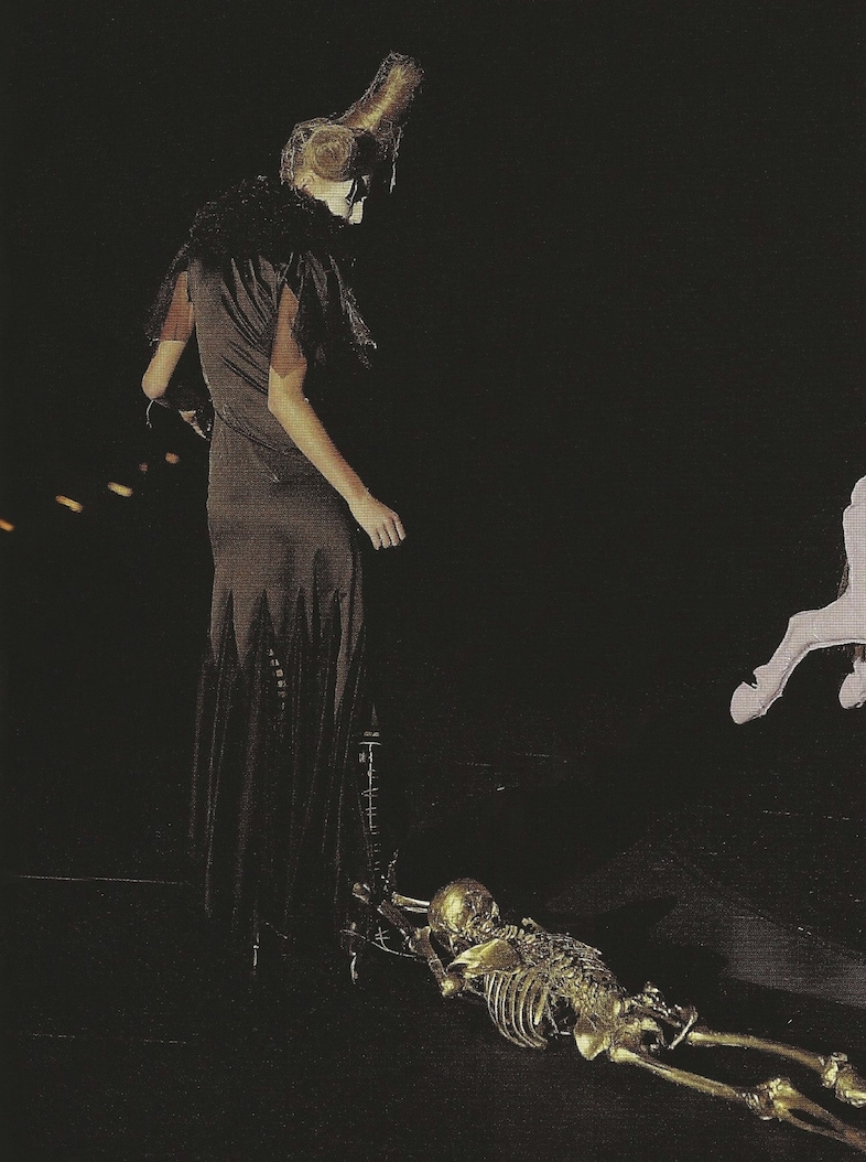 Undead, dA-Zed guide to Alexander McQueen