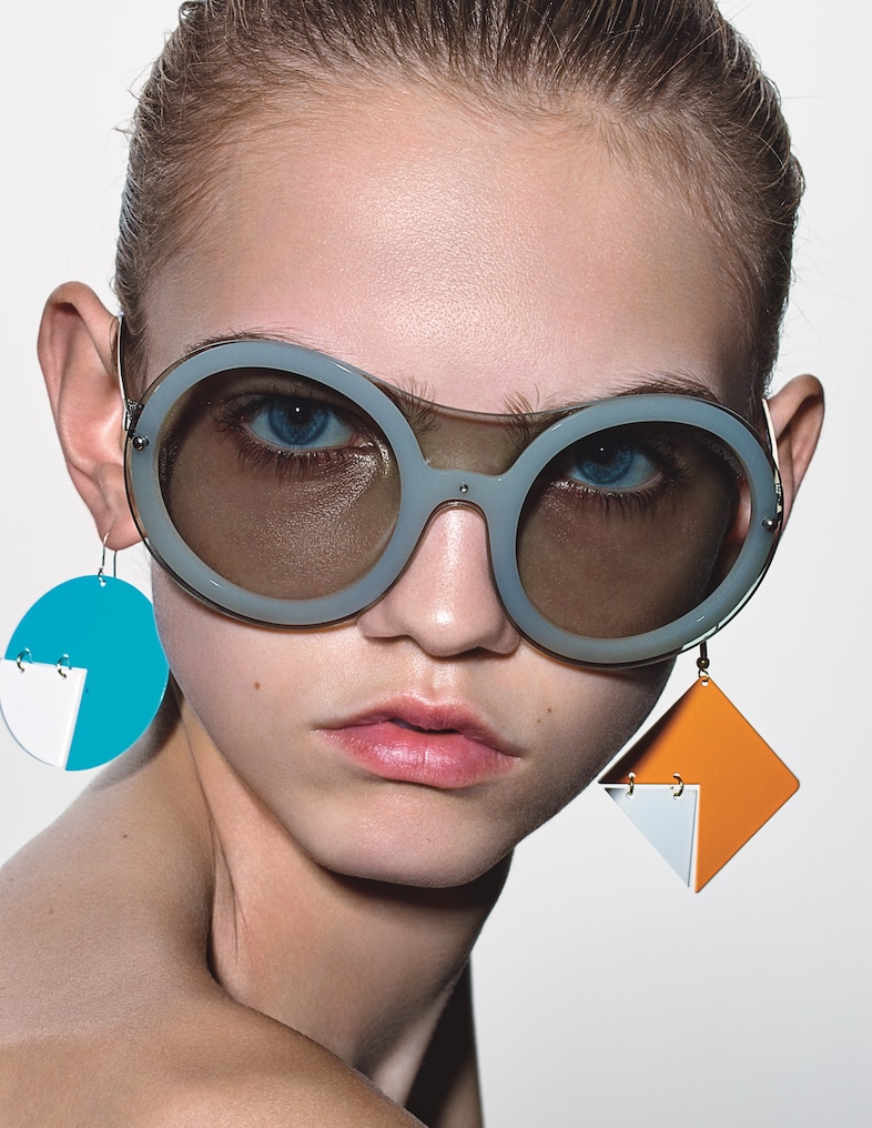 Molly Bair Richard Burbridge Robbie Spencer 11