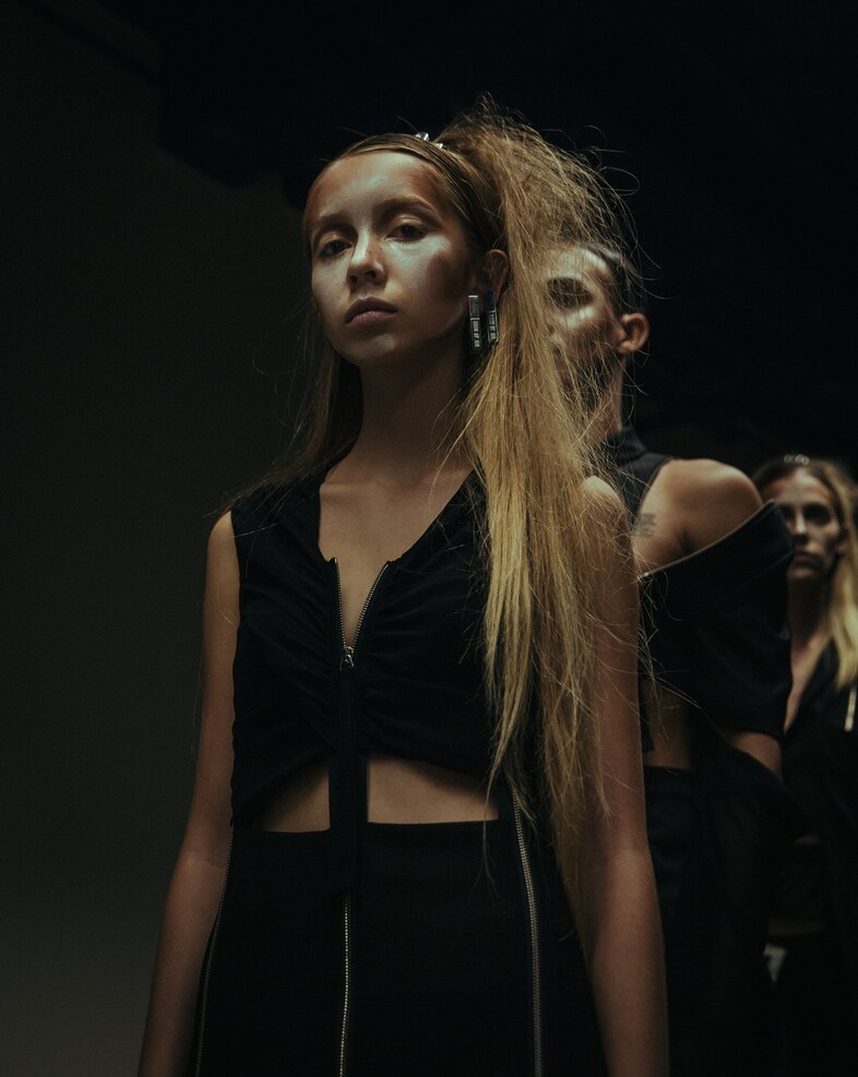 Backstage Hood by Air SS16 9