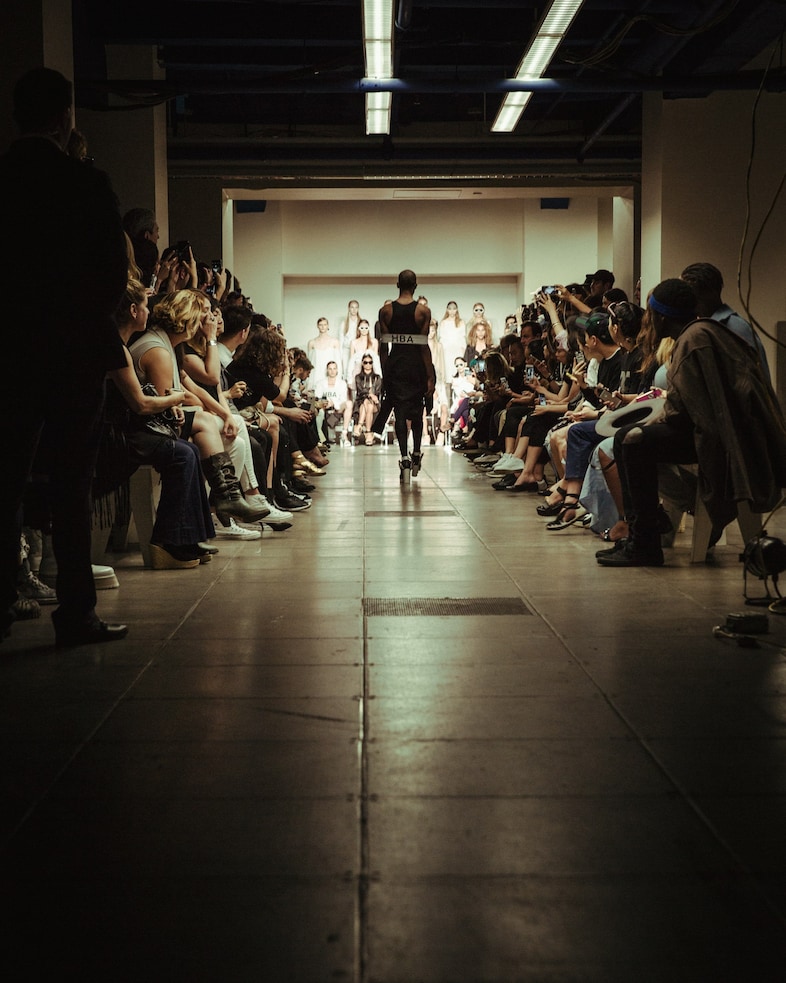 Backstage Hood by Air SS16 15