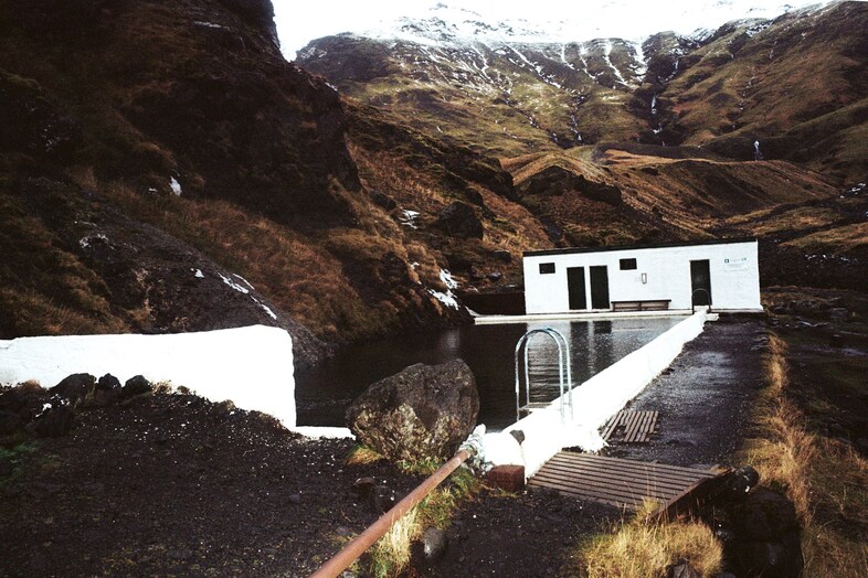 Bella Howard - Iceland