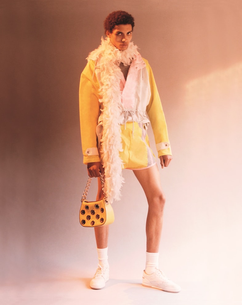 Dazed_Sol_AW15_023_Extended_Sleeve 2 3
