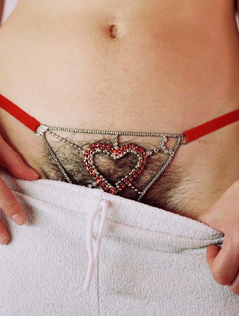 Dafy Hagai’s Golden Showers 1