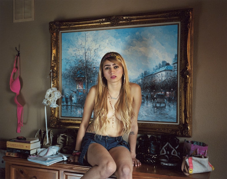 Scarlet Muse — Prostitution and Photography 