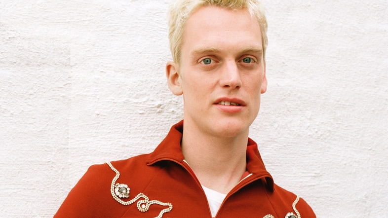 Sean Nicholas Savage – Autumn 2016