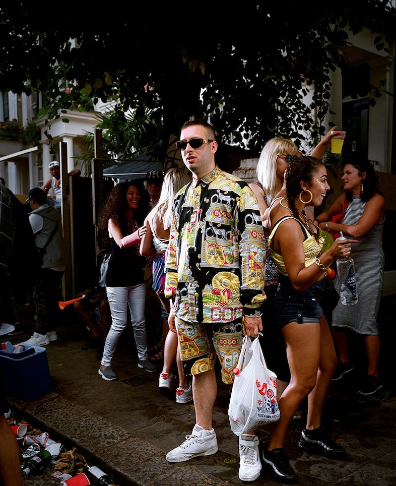 Ewen Spencer’s Kick Over the Statues, 2016 5