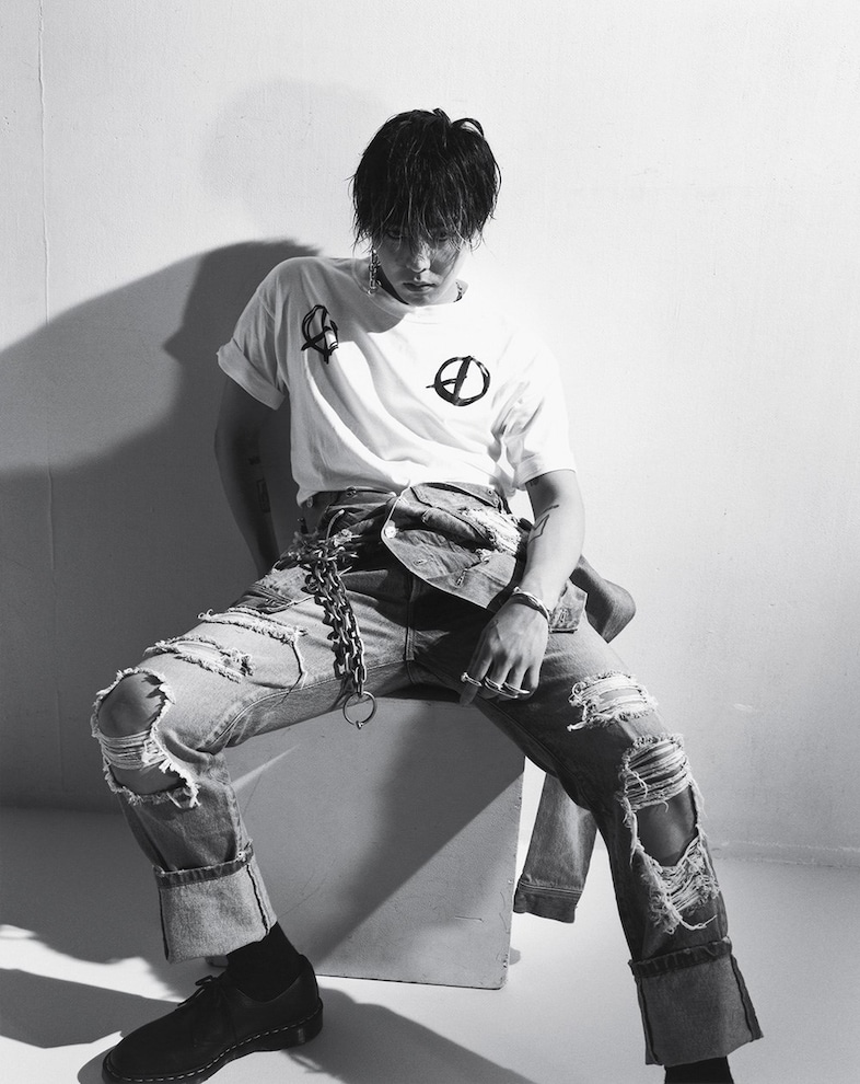 G-Dragon by Nobuyoshi Araki 6