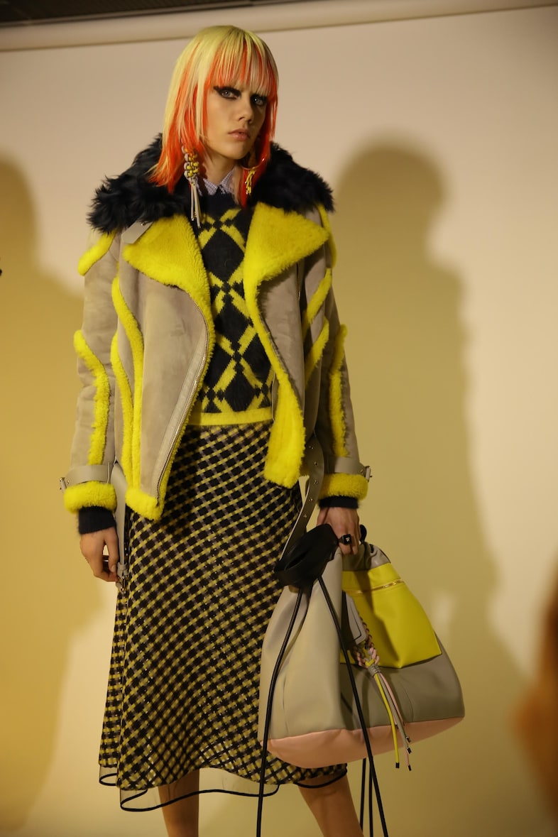 versace aw17 womenswear milan dazed