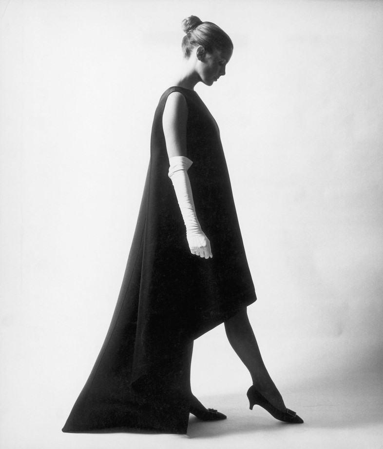 Balenciaga. Shaping Fashion – Art & Fashion Newsletter