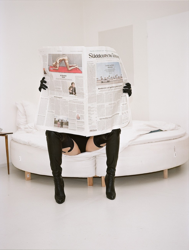 Les Absentes by Maxime Bellesteros