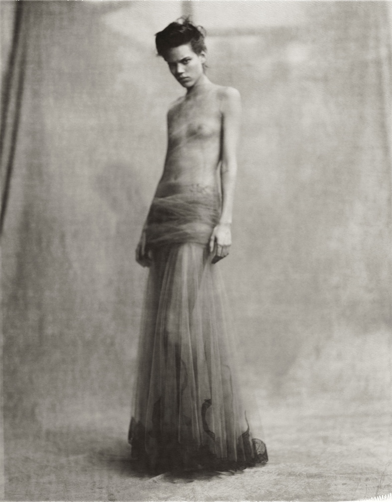 paolo roversi storie exhibition nude fashion photography 9