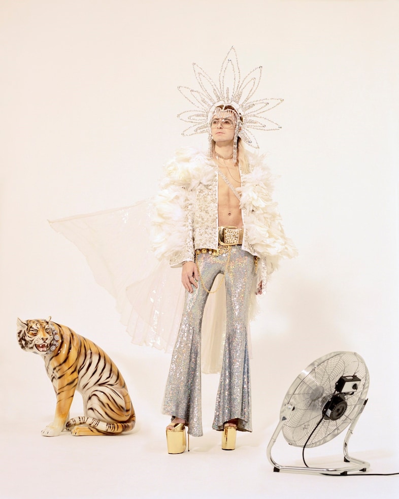 lily bling glamour richard dowker fashion 4