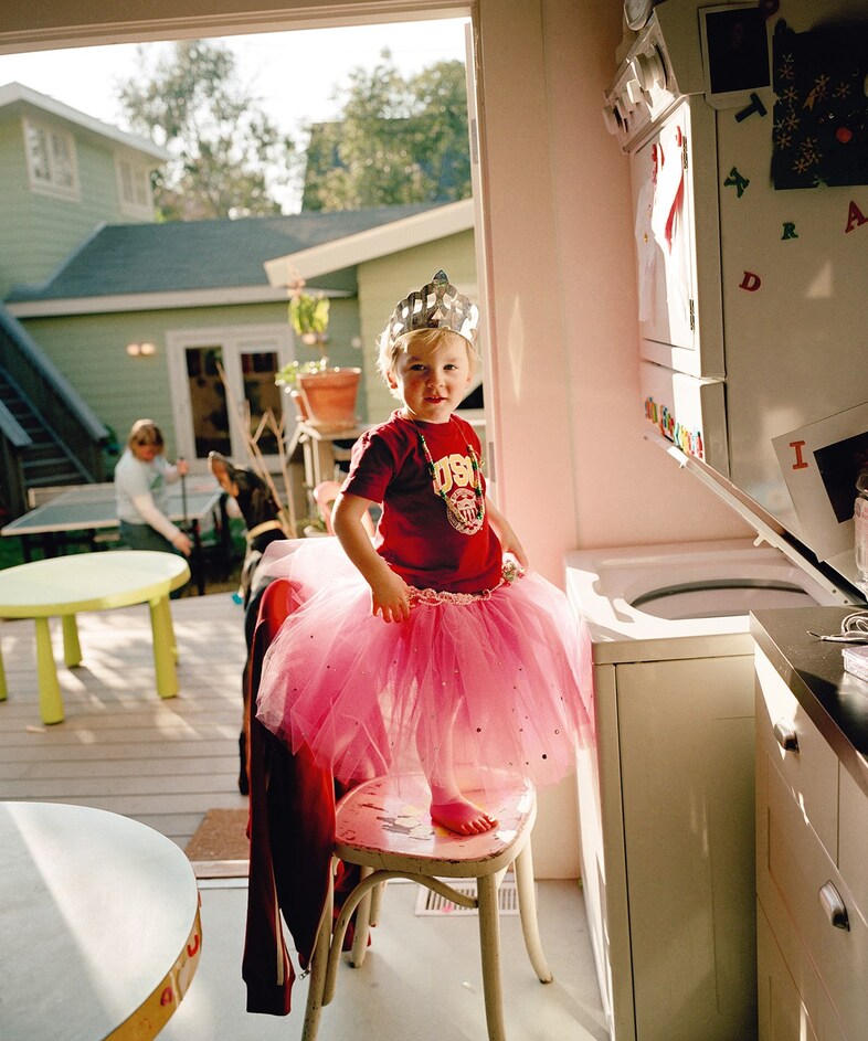 Aperture: Future Gender