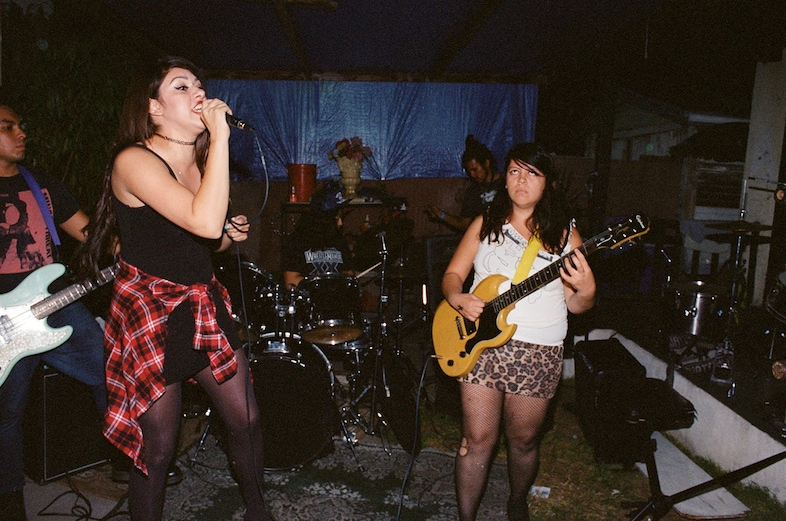 Angela Boatwright - Los Punks