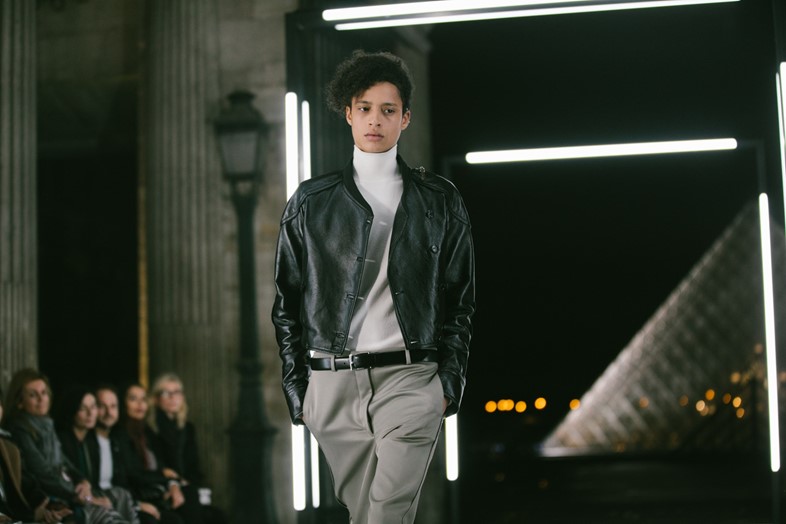 Louis Vuitton spring summer 2019 Alyssa androgynous model