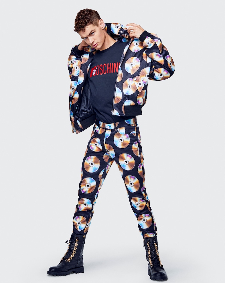 moschino tv hm jeremy scott aquaria barbie ferreira 57