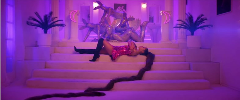 ARIANA GRANDE 7 RINGS