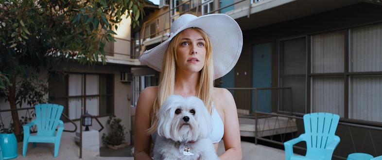 Riley Keough in Under the Silver Lake