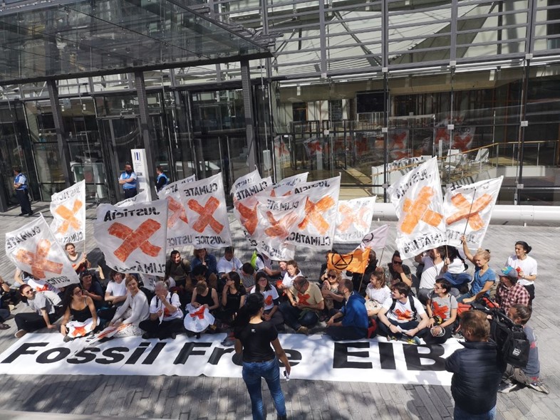 Demonstrators outside EIB Luxembourg for fossil fuels
