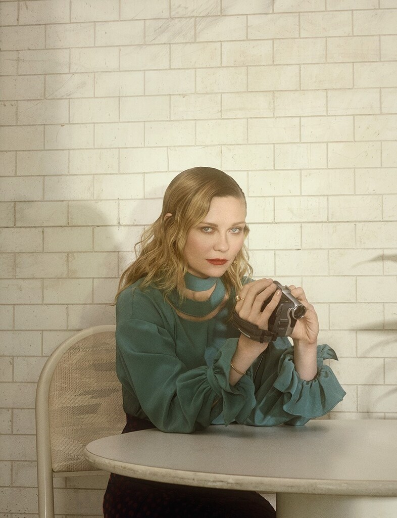 Kirsten Dunst – Summer 2017 17