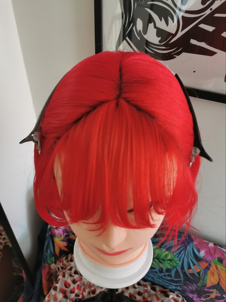 hair trend cutting own fringe diy haircut 