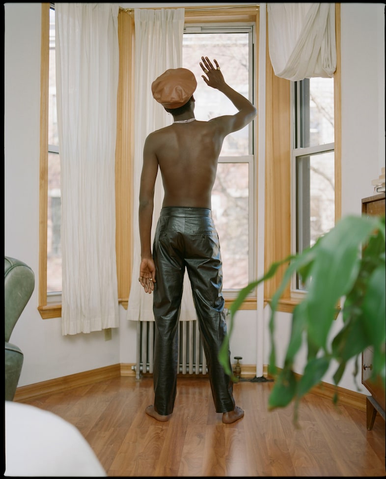 Renell Medrano, “Untitled” (2018) 14