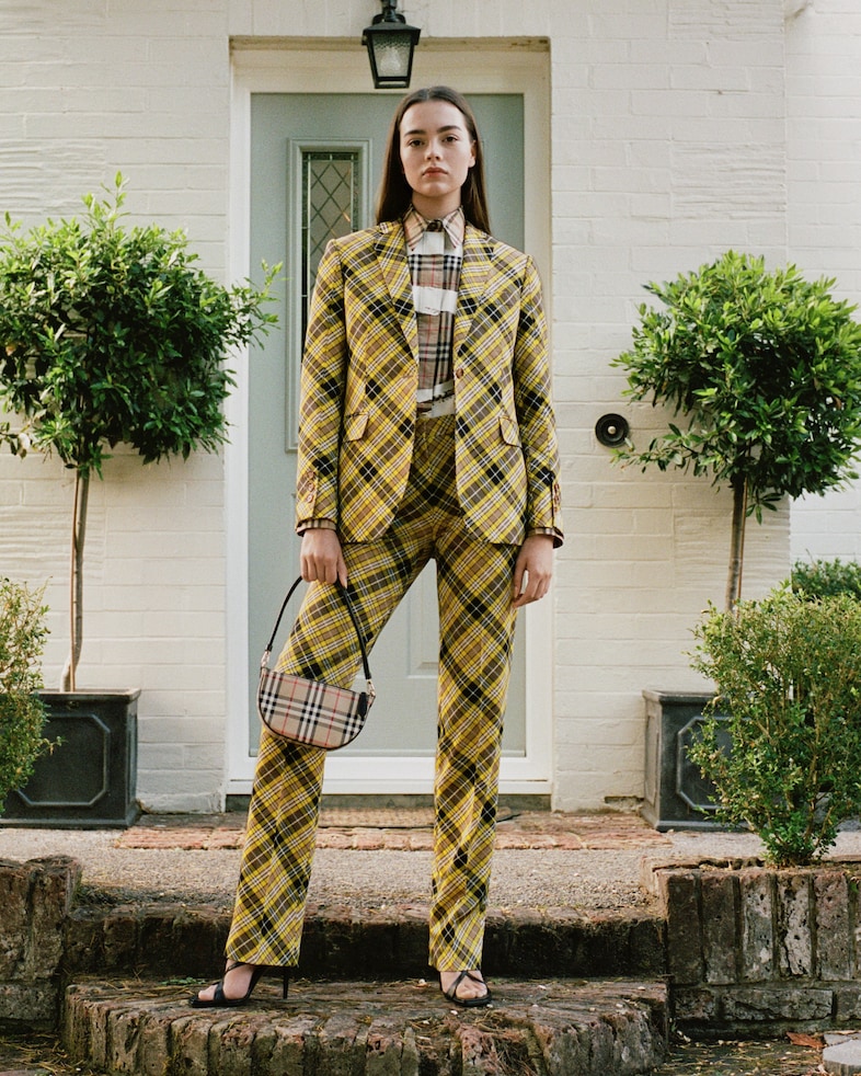 Burberry pre-SS21 campaign 1 0