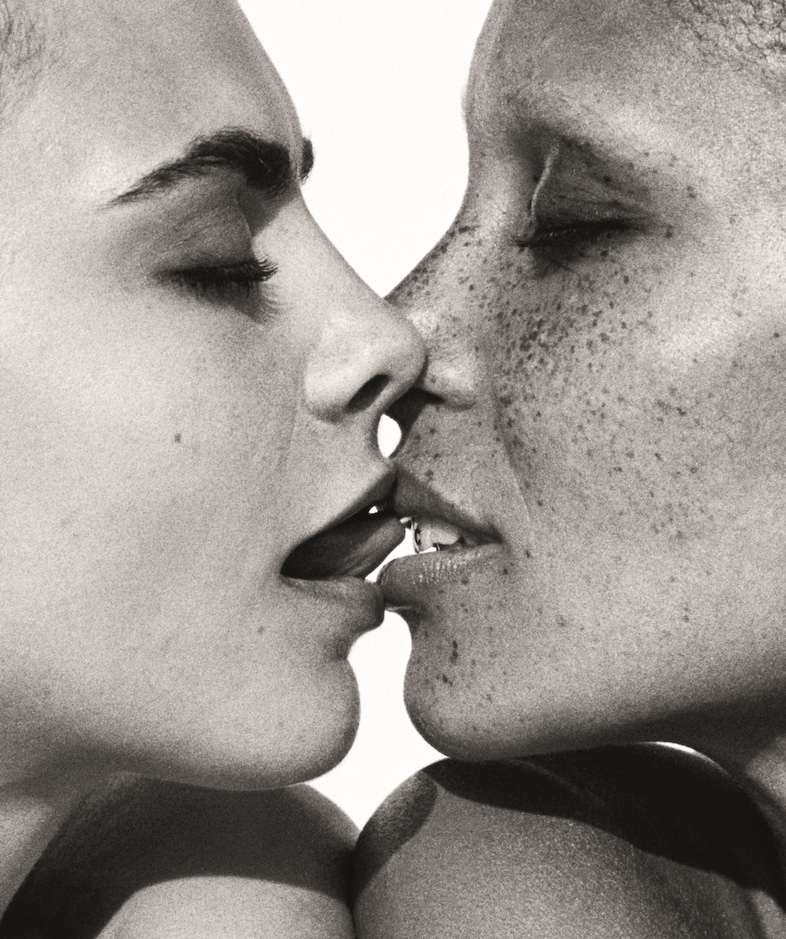 Cass Bird_Kissing 5