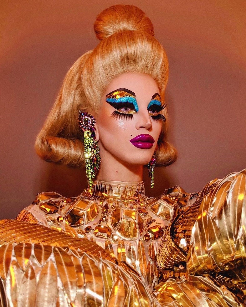 Aquaria channels Dior 10