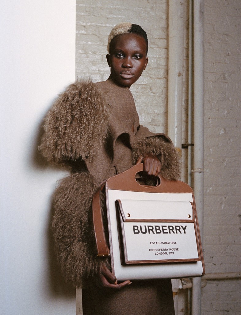 Burberry best sale bag 2020