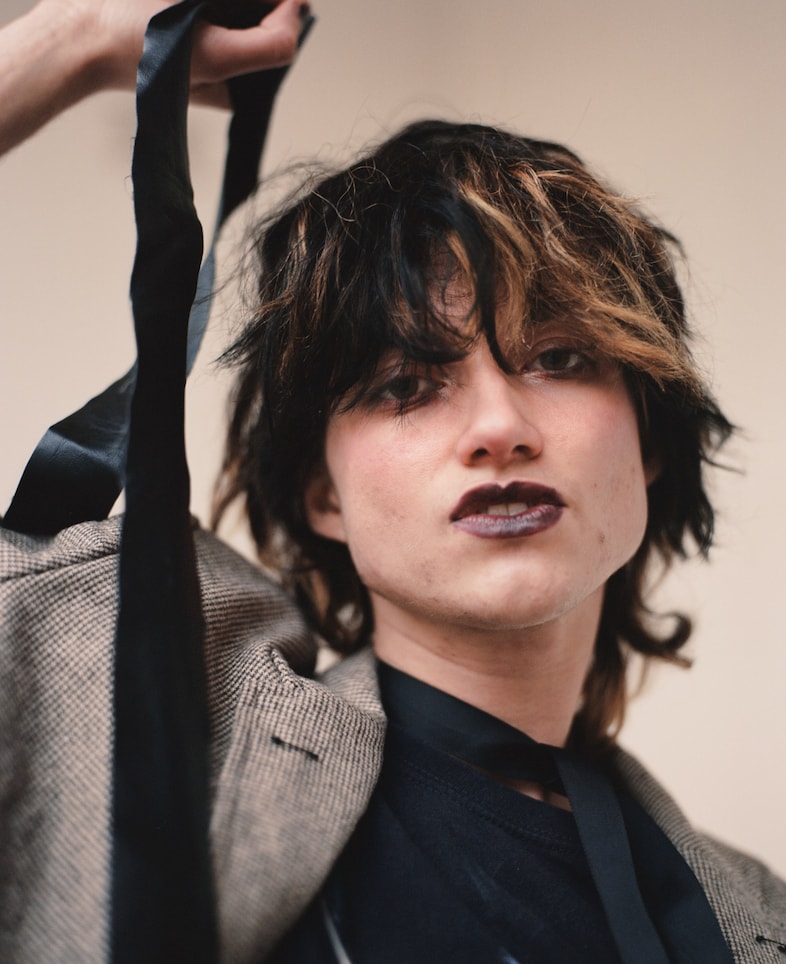 Georges (he/him), multidisciplinary artist &amp; stylist 4