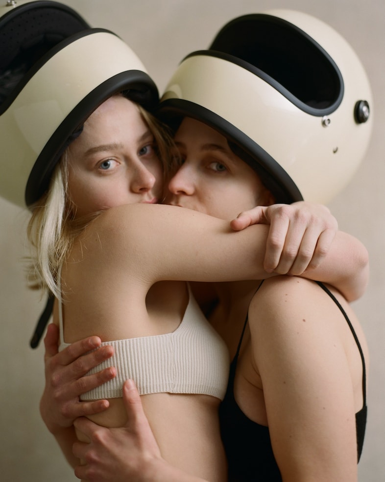 Jacquemus SS21 L&#39;Amour collection lovers 4
