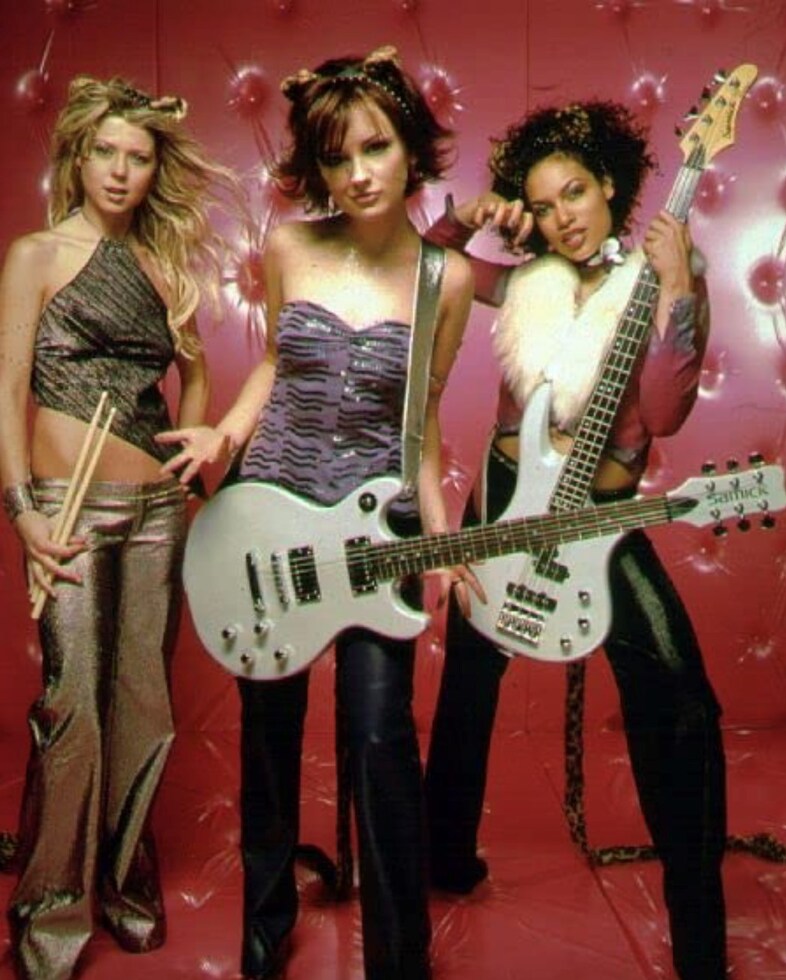 Josie and the Pussycats 2 2
