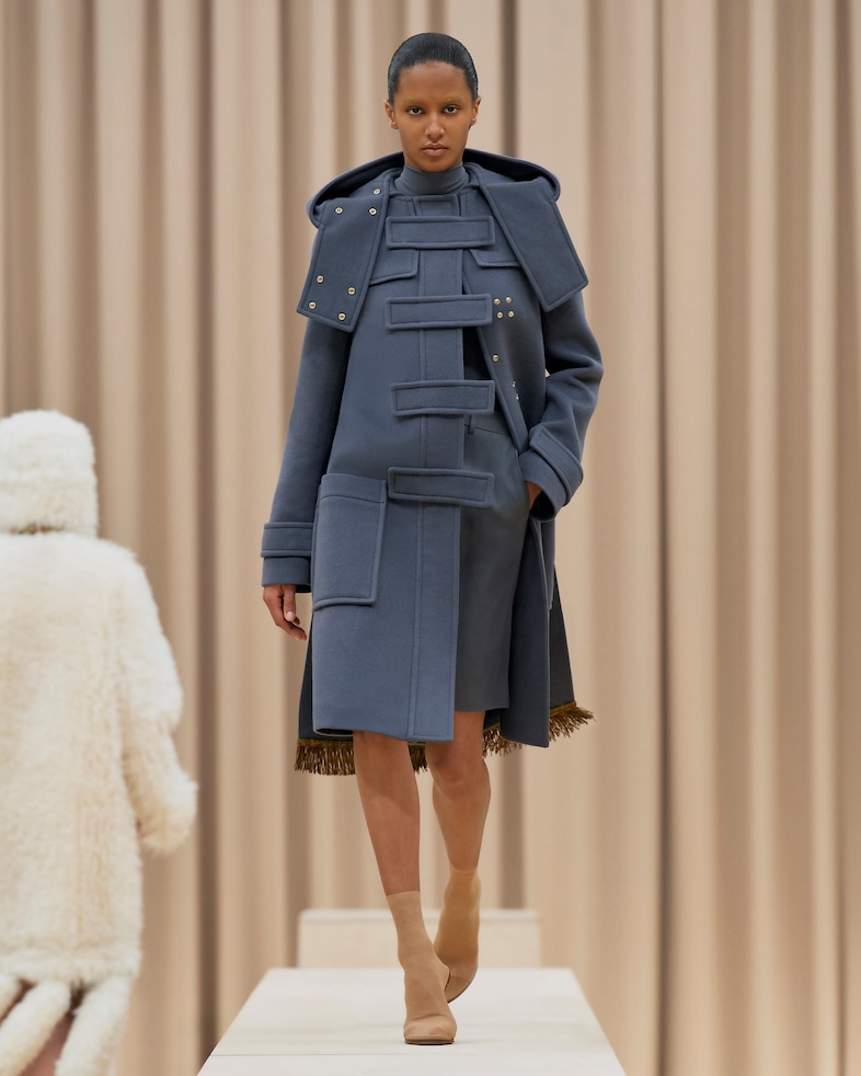 Burberry AW21 womenswear collection by Riccardo Tisci 4 3