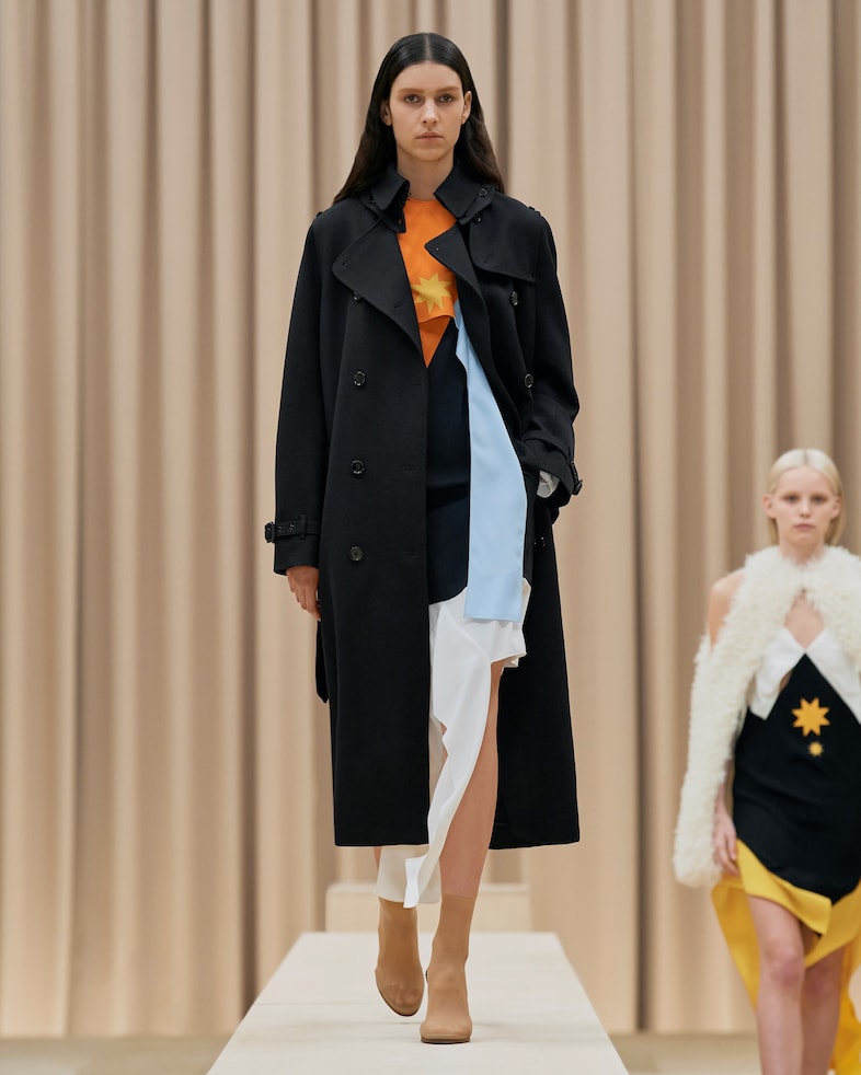 Burberry AW21 womenswear collection by Riccardo Tisci 26 25