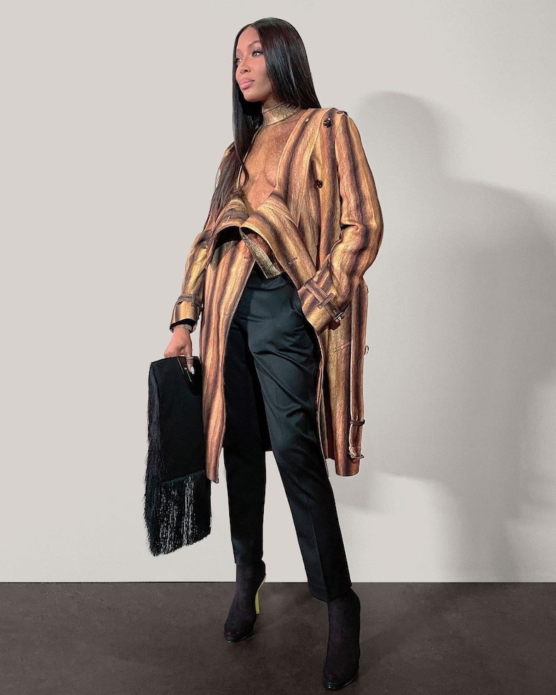 Naomi Campbell wearing Burberry_002 14