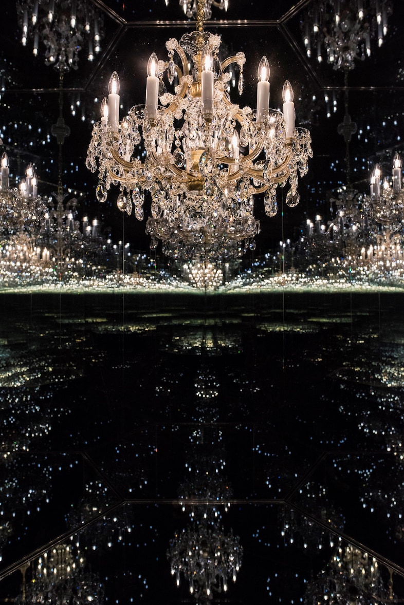 Yayoi Kusama,  “Chandelier of Grief” (2016/2018)  