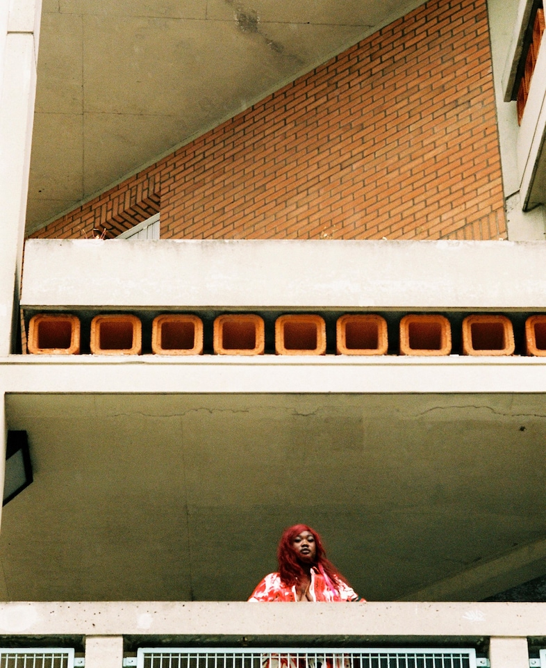 CRYSTALLMESS WEARS MARNI 7
