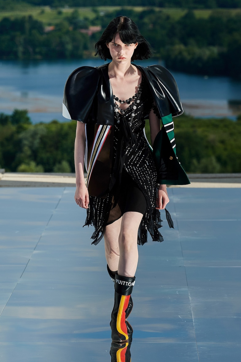 Louis Vuitton Cruise 2022 womenswear 