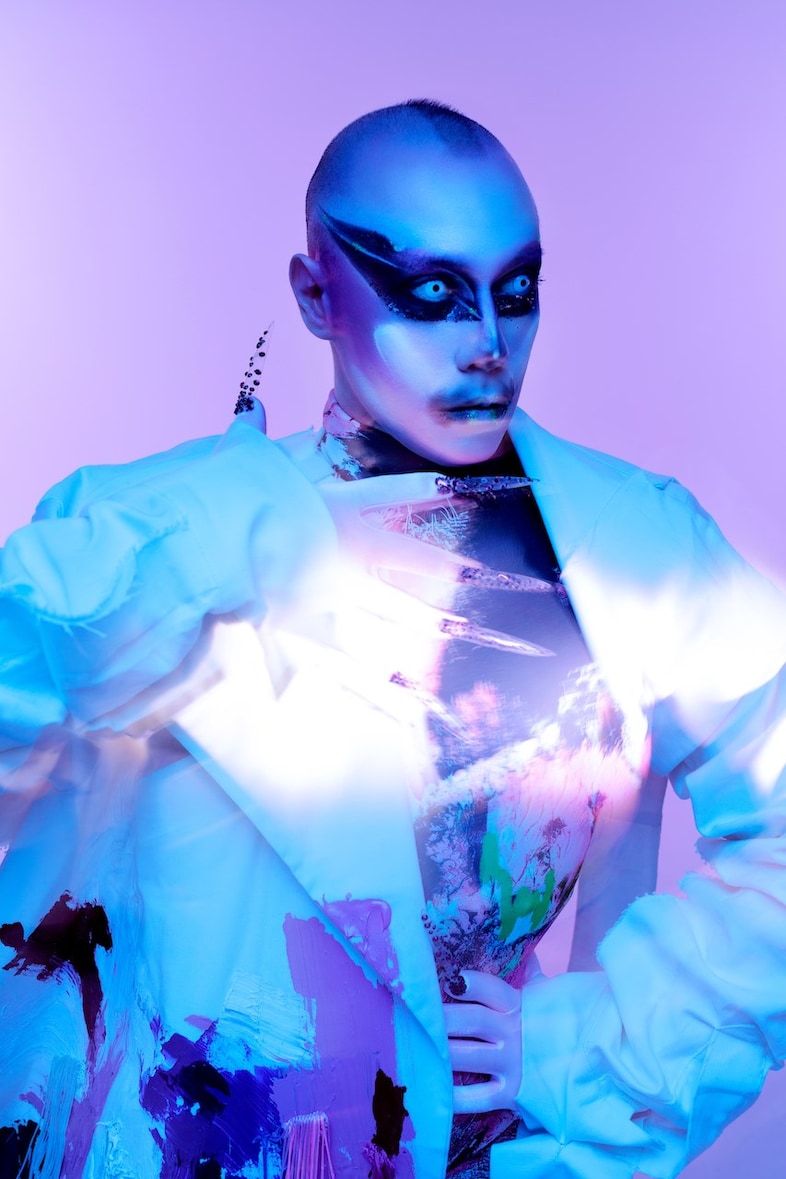 Russian drag queen Lorina Rey is breaking down boundaries