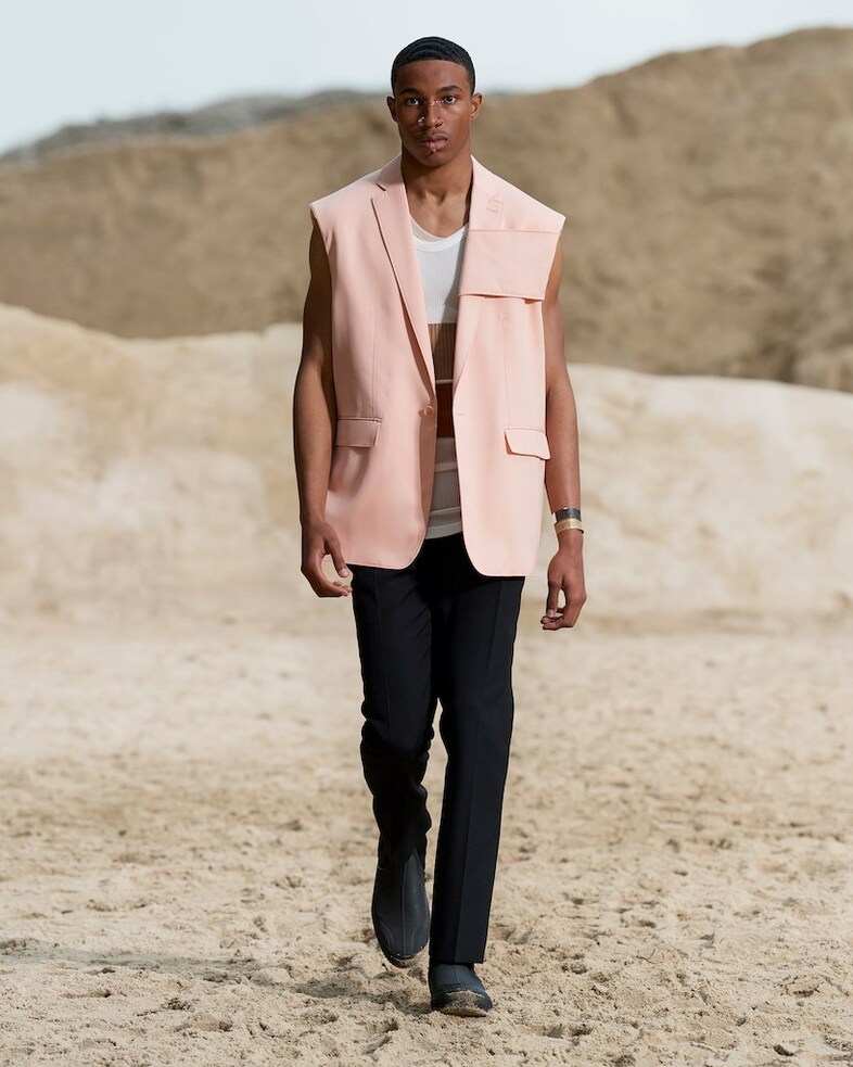 Burberry menswear SS22 collection by Riccardo Tisci 11